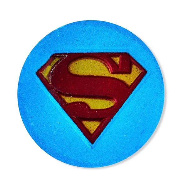 Hi Peach Layne Superman Strawberry Short Cake Bath Bomb - Picture 3 of 3